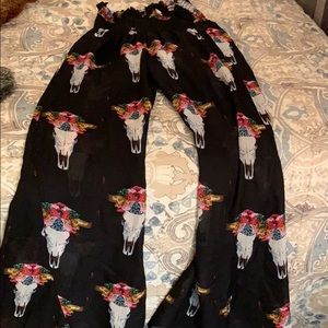 Show Me Your Mumu pants with horse/rose pattern